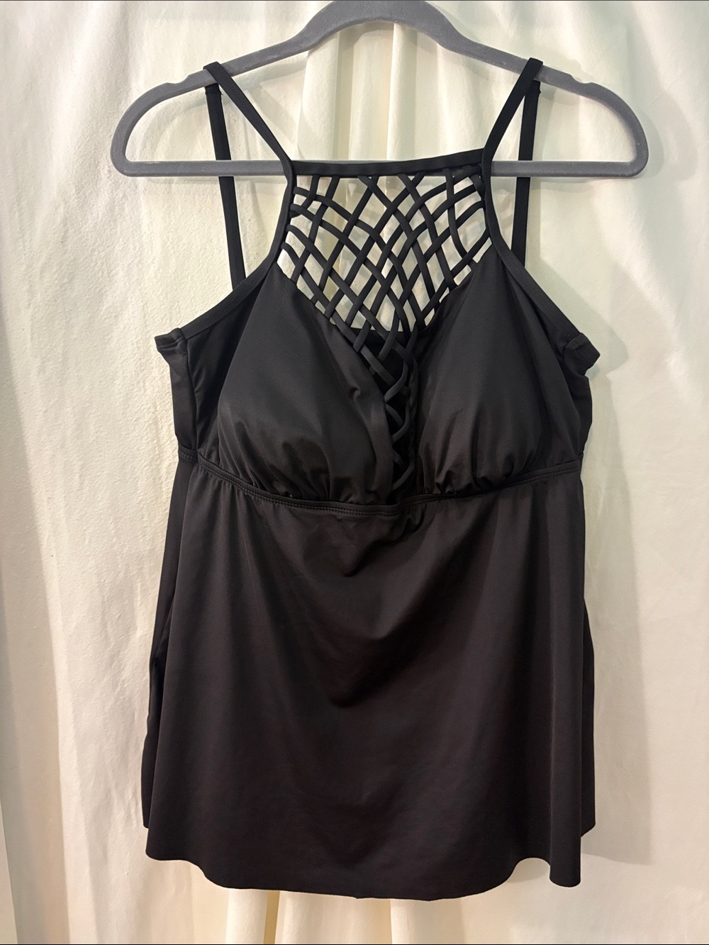 Apt. 9 Black Bathing Suit Top with criss cross plunge Detail